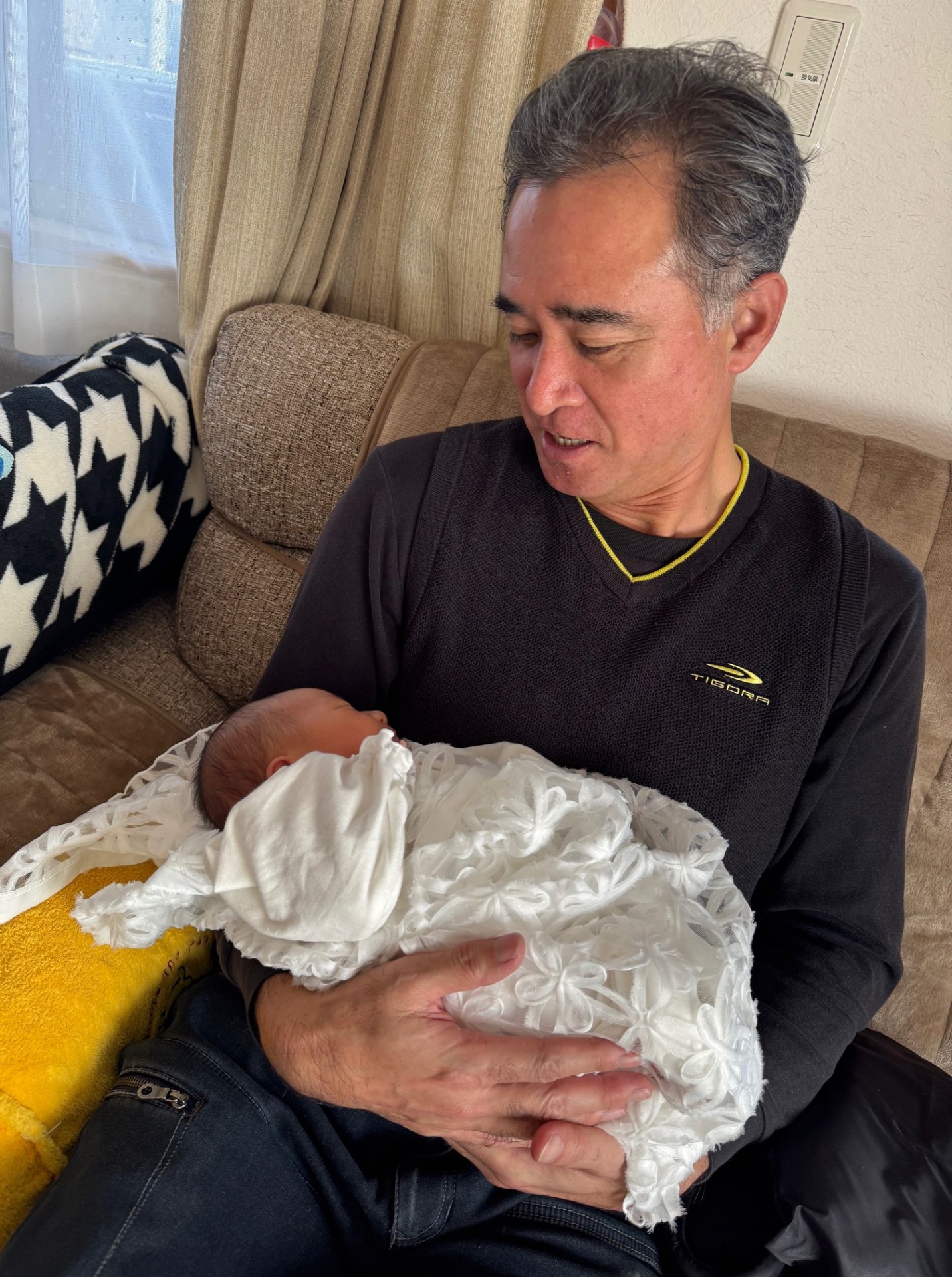 初孫誕生と期間限定の同居生活 – 子育てと家づくりのヒント
