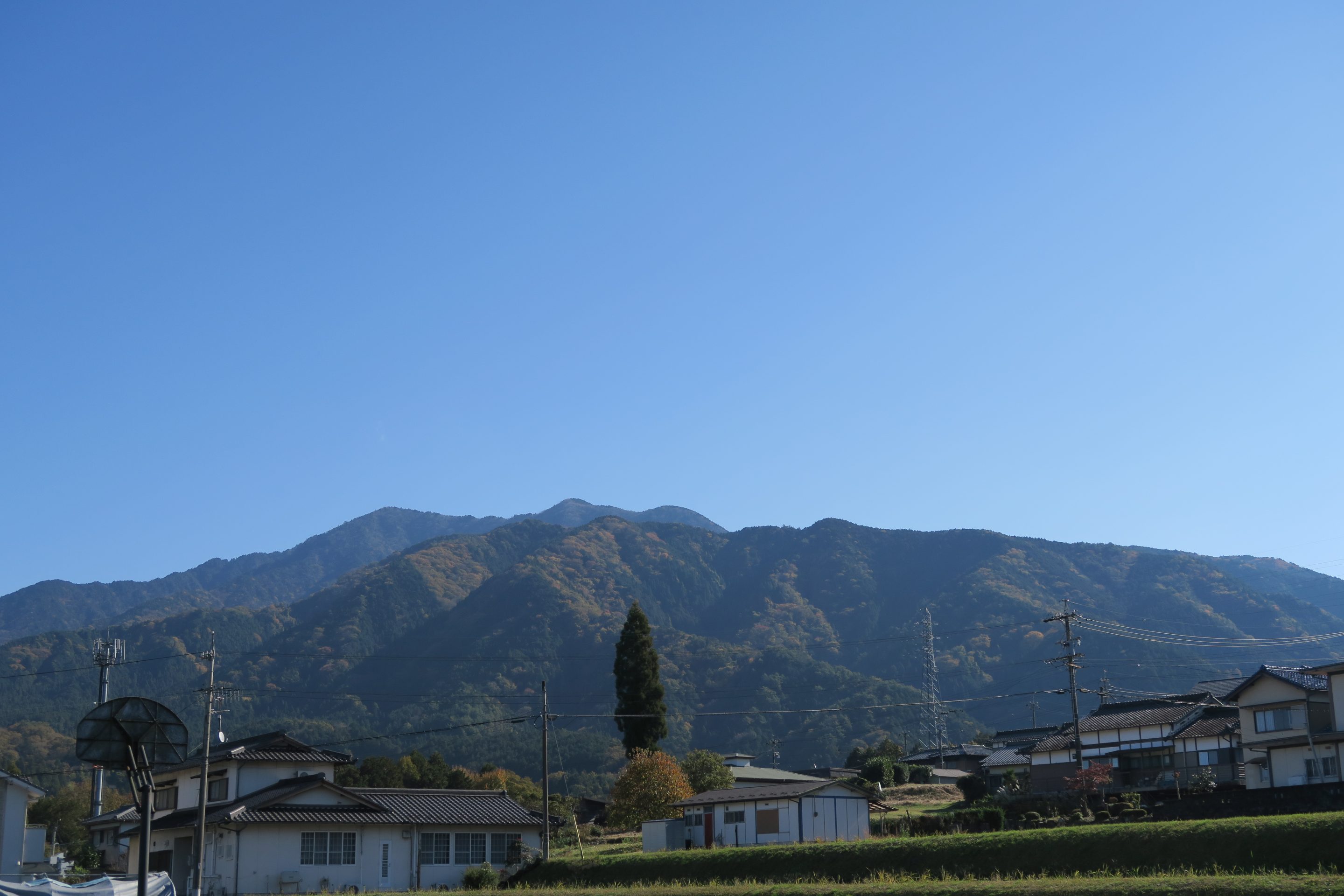中津川市手賀野：美しい山々が広がる分譲地の魅力